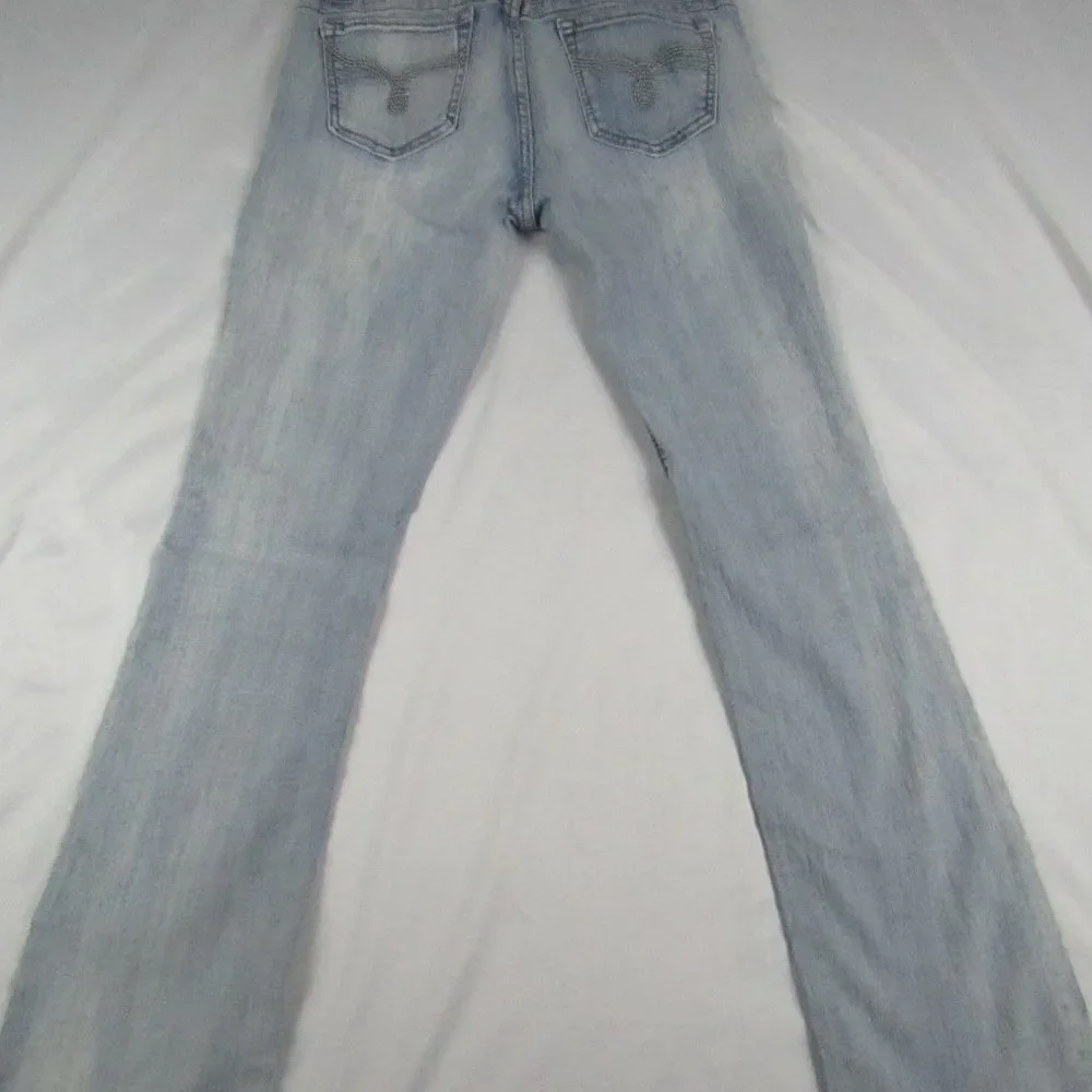 Women's | No Boundaries | Stretchy | Flared Jeans | Size 7 - Picture 2 of 6